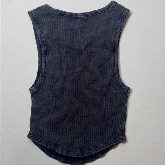 PacSun Gray Ribbed Tank Top - Picture 2 of 3